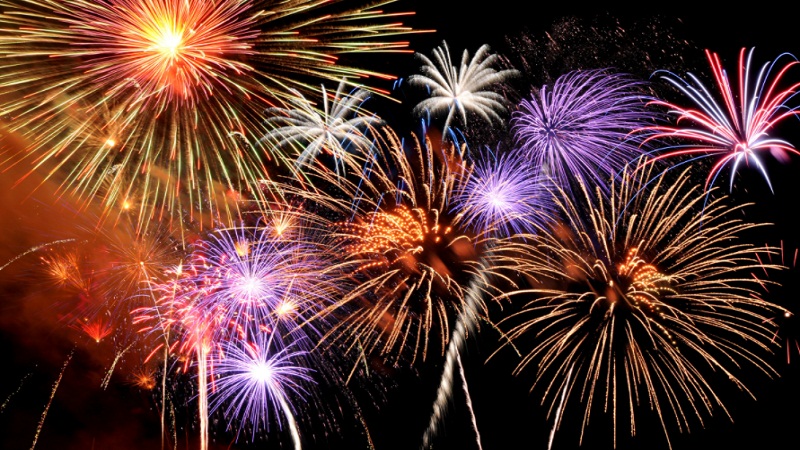 Bắn pháo hoa tầm thấp tại lễ kỷ niệm 200 năm Ninh Bình