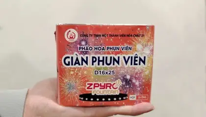 Giá pháo hoa tăng gần gấp đôi nhưng vẫn “cháy hàng” dịp Tết