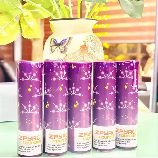 Ống phun nước bạc