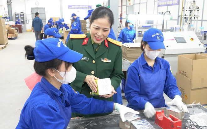 Khu vực bên trong nhà máy Z121