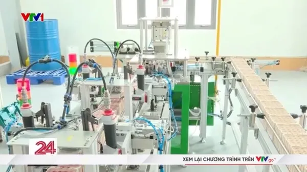 Hệ thống camera AI và robot trong dây chuyền sản xuất - hình 03