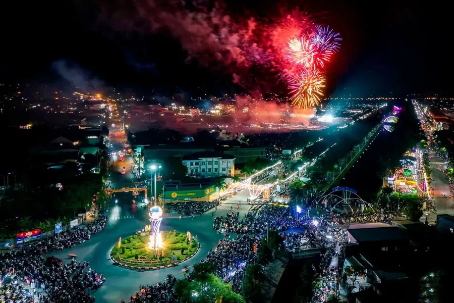 Không khí lễ hội đông vui tại Cần Thơ