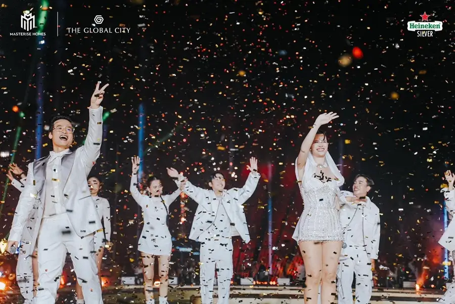 Sân khấu hoành tráng của Luxury Countdown Party