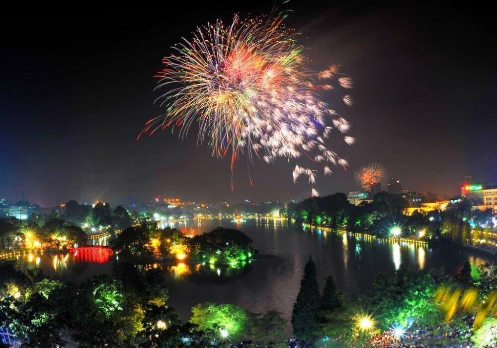 Điểm bắn pháo hoa HN