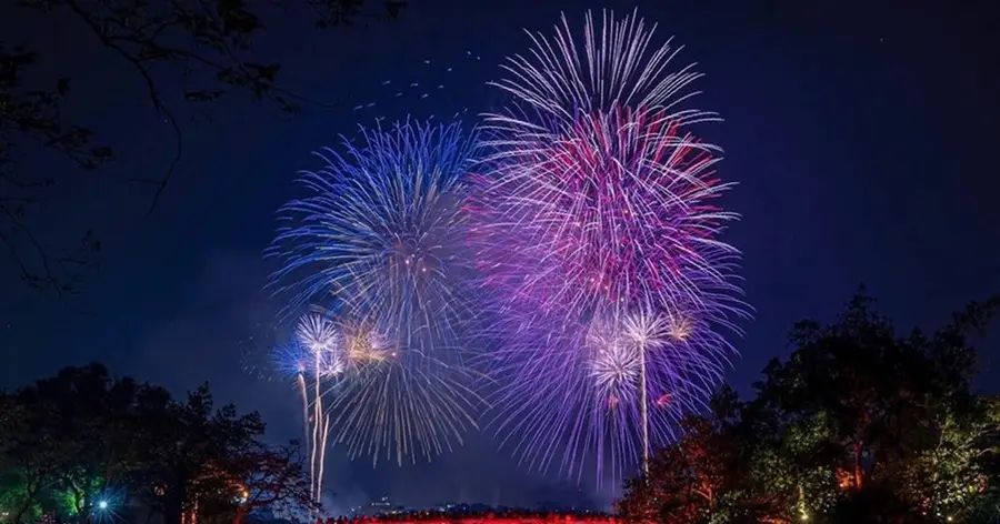 Các thành phố lớn kết hợp pháo hoa với sự kiện văn hóa