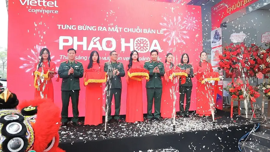 Tết 2026: Viettel mở bán pháo hoa Z121 chính hãng tại gần 500 cửa hàng trên toàn quốc